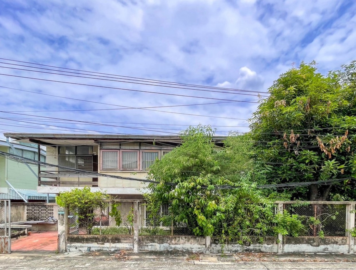 For sale🔥Rama 9 Soi 41 ✨Land (81 sq m) with single house, price only 15.99