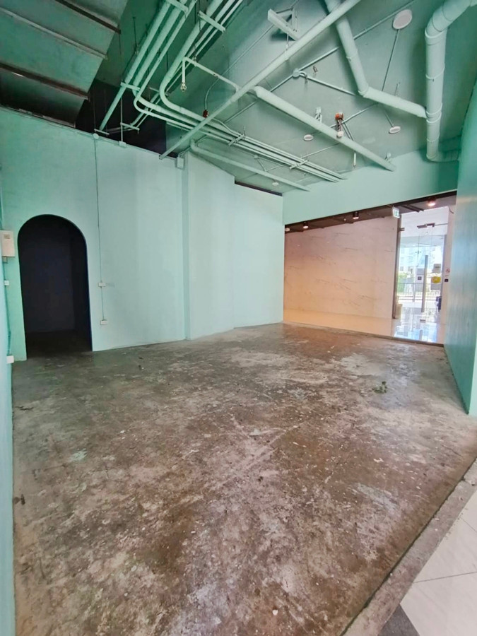 พื้นที่ร้านค้าให้เช่า หน้าโครงการ The Rich Triple Stations Rama 9 – Srinakarin สำหรับร้านอาหาร คาเฟ่ คลินิก – รูปที่ 4