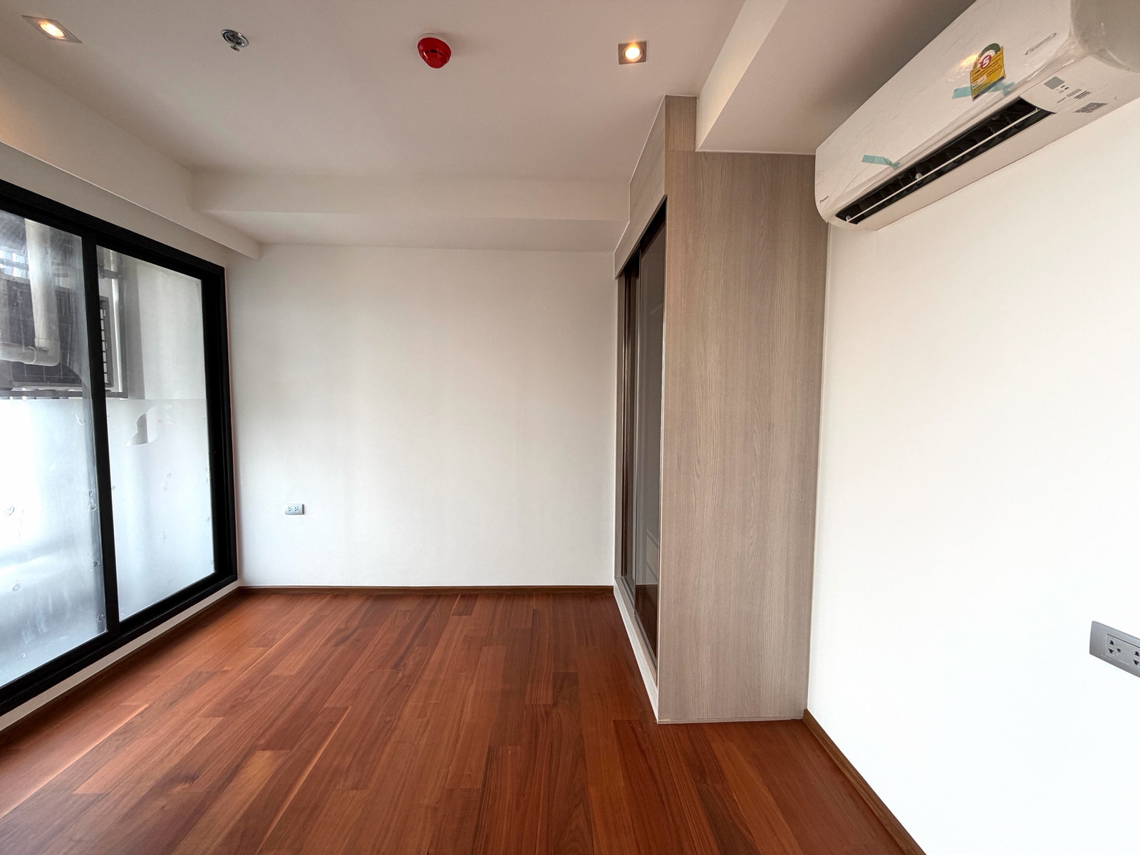 Hot price🔥1 bed plus 1 ห้องขนาดใหญ่ | คอนโด Altitude Symphony เจริญกรุง | ใกล้รถไฟฟ้าสะพานตากสิน | สาทร เจริญกรุง ถนนจันทน์ ประดิษฐ์มนูธรรม | สนใจนัดชมโทร 0642369536
