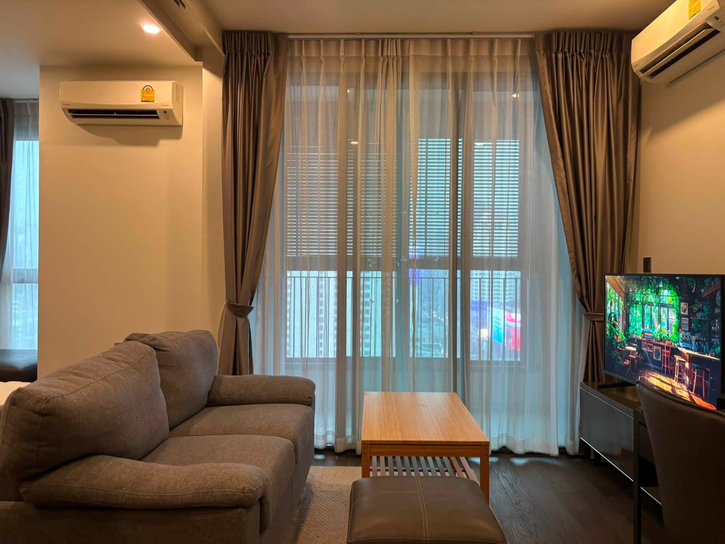 🔥For Rent Now🔥 Ideo Q Siam–Ratchathewi 🌇 Near BTS Ratchathewi, only 400 m. | High floor, city view, private unit, ready to move in.