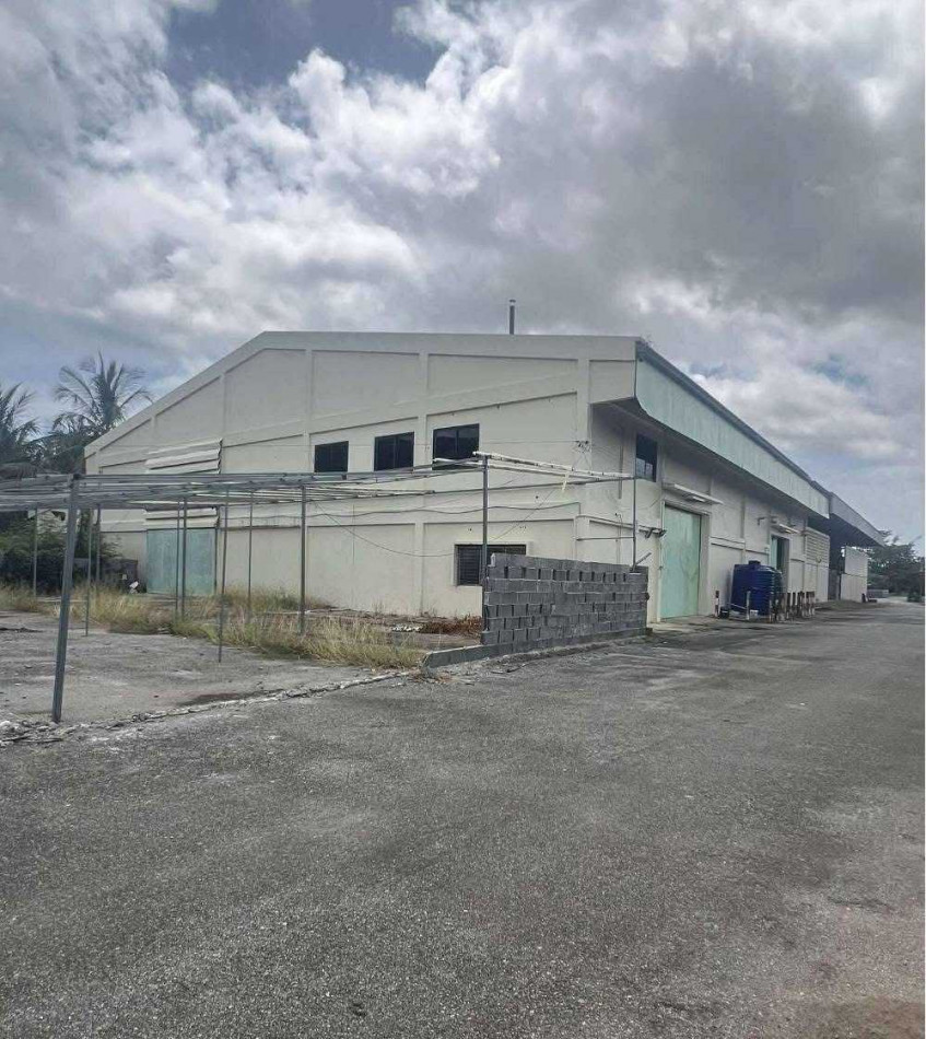 Factory for sale, below appraised value. 2500 sq m, 6 rai 1 ngan 40 sq wah. Factory for sale, below appraised value. 2500 sq m, 6 rai 1 ngan 40 sq wah.