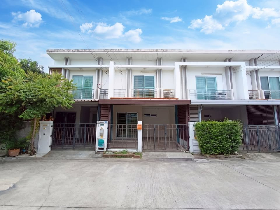 🔥For sale, 2-story townhome, Pruksa Town Next Ramintra-Wongwaen. Good location next to the main road Phraya Suren. It's convenient to live by yourself. ✅ The investment is worth it. There are many routes to enter and exit. 🔥For sale, 2-story townhome, Pruksa Town Next Ramintra-Wongwaen. Good location next to the main road Phraya Suren. It's convenient to live by yourself. ✅ The investment is worth it. There are many routes to enter and exit.