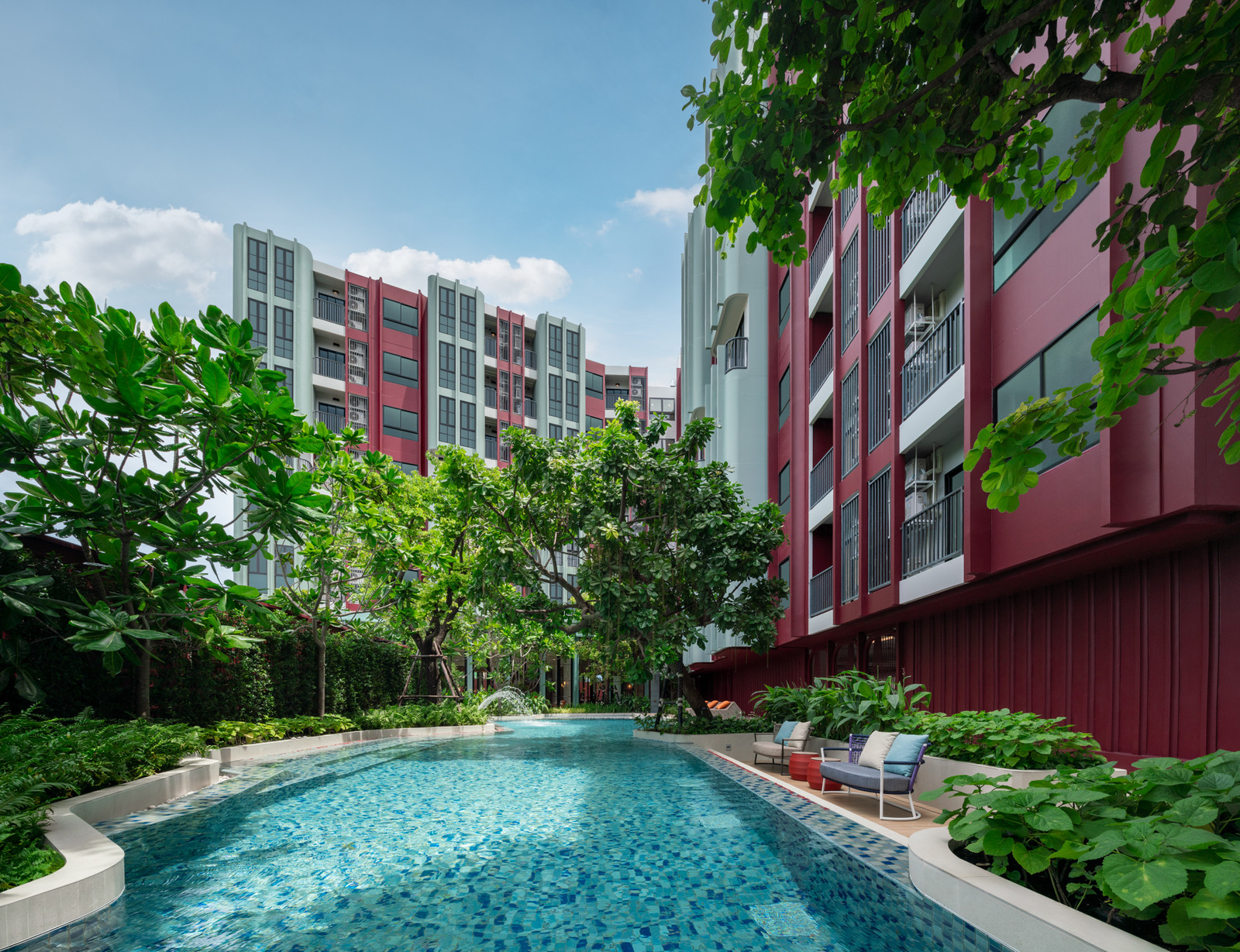 Condo for sale THE BASE Bukit Phuket, The Base Bukit Phuket Condominium, location in the heart of Phuket city. Condo with mountain and city views, close to Central Phuket, only 550 meters, with full common areas available 24 hours a day. Condo for sale THE BASE Bukit Phuket, The Base Bukit Phuket Condominium, location in the heart of Phuket city. Condo with mountain and city views, close to Central Phuket, only 550 meters, with full common areas available 24 hours a day.