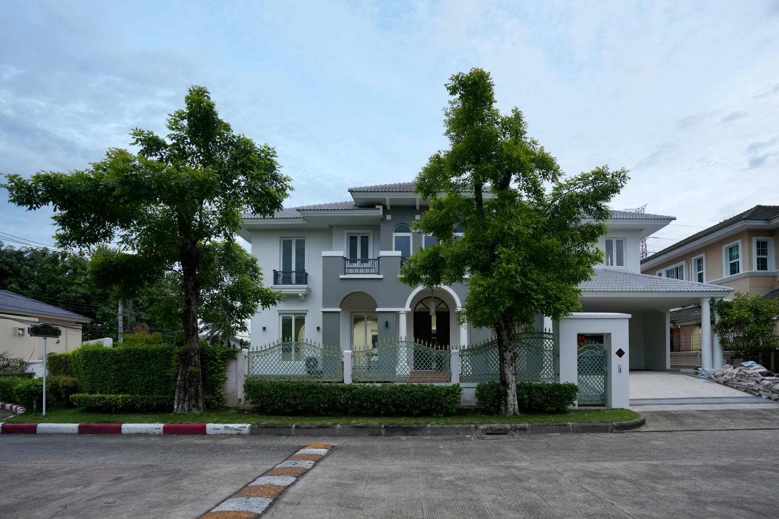 🏡 Golden Nakara 🏡 Golden Nakara
