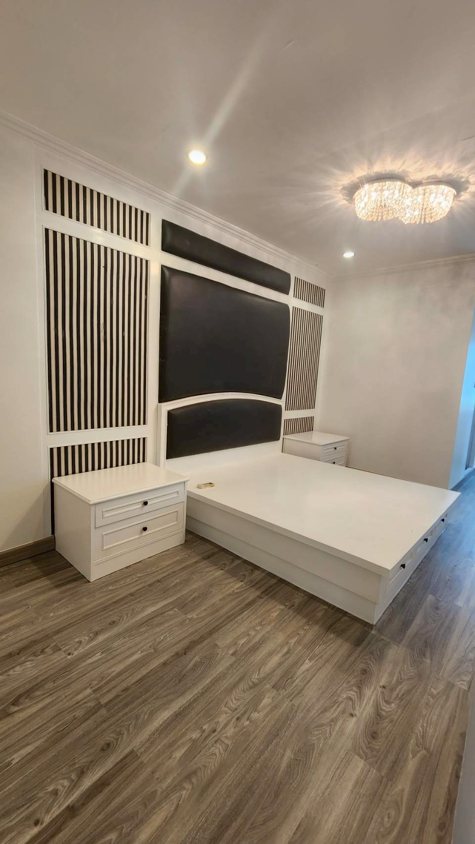 ✨ บ้านหรู 2 ชั้น เอกมัย 12 – ใจกลางสุขุมวิท ใกล้ BTS เอกมัย / ทองหล่อ ✨ 🏡  Modern Home for Rent – Ekkamai 12, Sukhumvit Prime Area บ้านเดี่ยวสไตล์โมเดิร์น เพดานสูง โปร่งโล่ง ตกแต่งครบ พร้อมเข้าอยู่ทันที 🏠เหมาะอยู่อาศัย / โฮมออฟฟิศ / Airbnb / Exp – รูปที่ 2