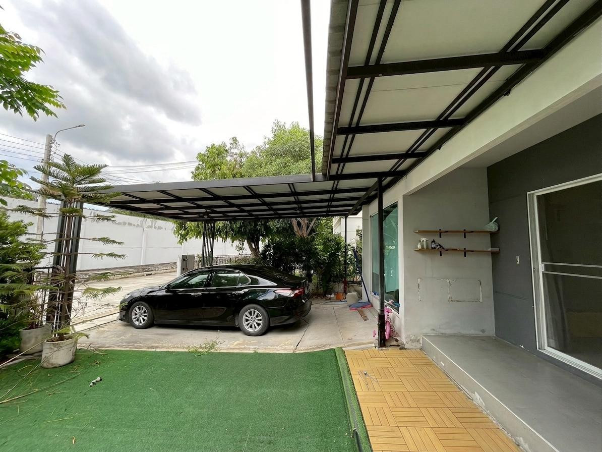 Urgent sale! Single house Inizio 2 Pinklao-Wongwaen With a private office on the ground floor. Urgent sale! Single house Inizio 2 Pinklao-Wongwaen With a private office on the ground floor.
