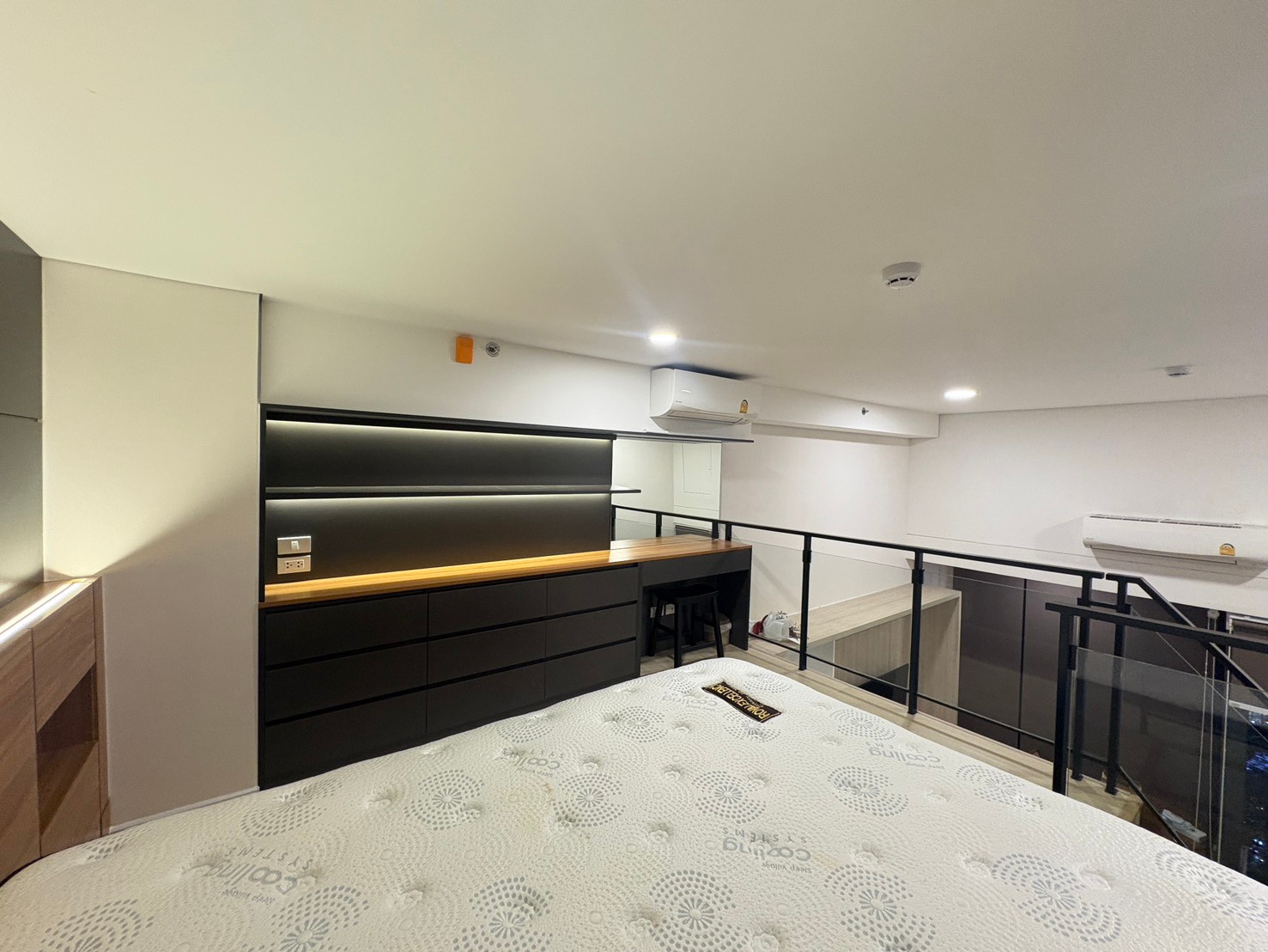 YR4813 Room for rent Landmark @ MRTA Station Landmark @ MRTA Station 25500 baht YR4813 Room for rent Landmark @ MRTA Station Landmark @ MRTA Station 25500 baht