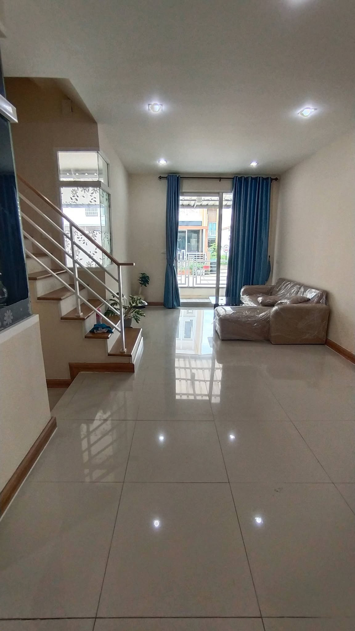 🏡 ให้เช่าบ้าน โกลเด้น ทาวน์ ศรีนครินทร์-สุขุมวิท 🐶Pet Friendly – รูปที่ 3