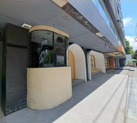 Space for Rent in Prime Thonglor Ideal for Cafe, Bakery, Yoga, Pilates Space for Rent in Prime Thonglor Ideal for Cafe, Bakery, Yoga, Pilates