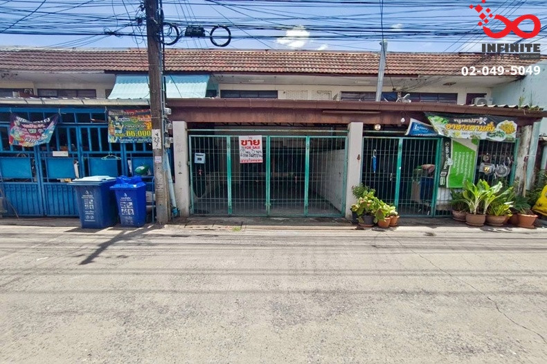 Townhouse for sale, 2 floors, 25 sq m, Soi Lat Phrao 91, good location, near the Yellow Line. Townhouse for sale, 2 floors, 25 sq m, Soi Lat Phrao 91, good location, near the Yellow Line.