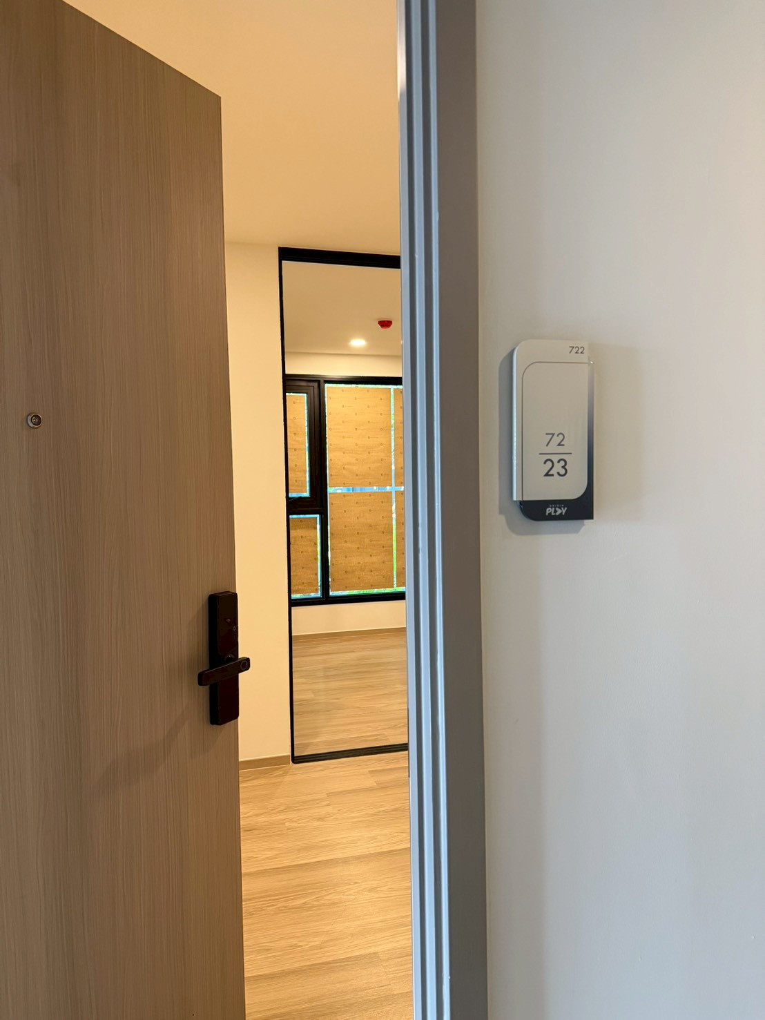 New condo in Bang Khun Non area Special layout on the 1st floor, there is only one room. New condo in Bang Khun Non area Special layout on the 1st floor, there is only one room.