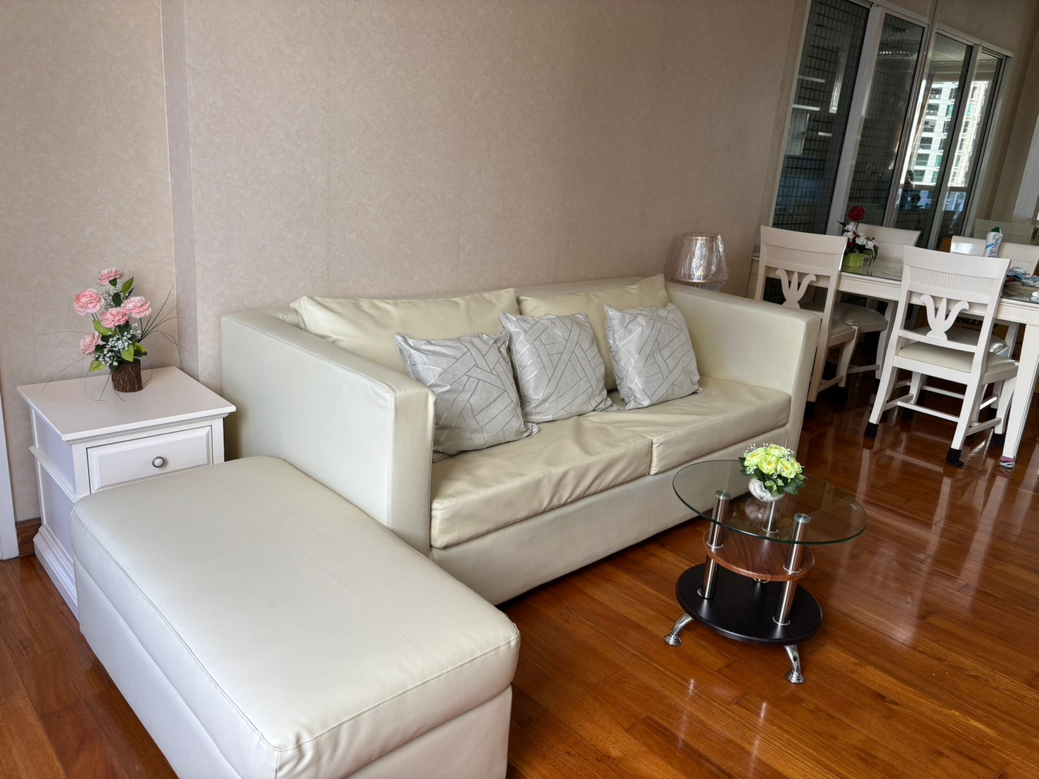 2ห้องนอน 2ห้องน้ำ ให้เช่า เฟอร์นิเจอร์ตกแต่งพร้อมอยู่ เครื่องใช้ไฟฟ้าครบ – รูปที่ 3
