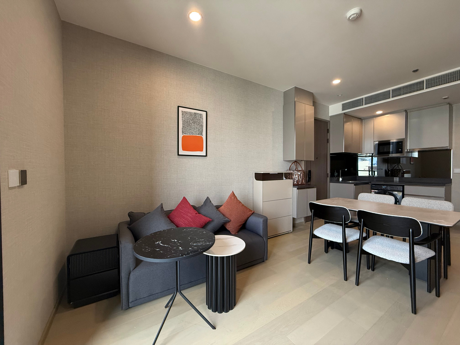 The Extro Phayathai Rangnam For Rent The Extro Phayathai Rangnam For Rent
