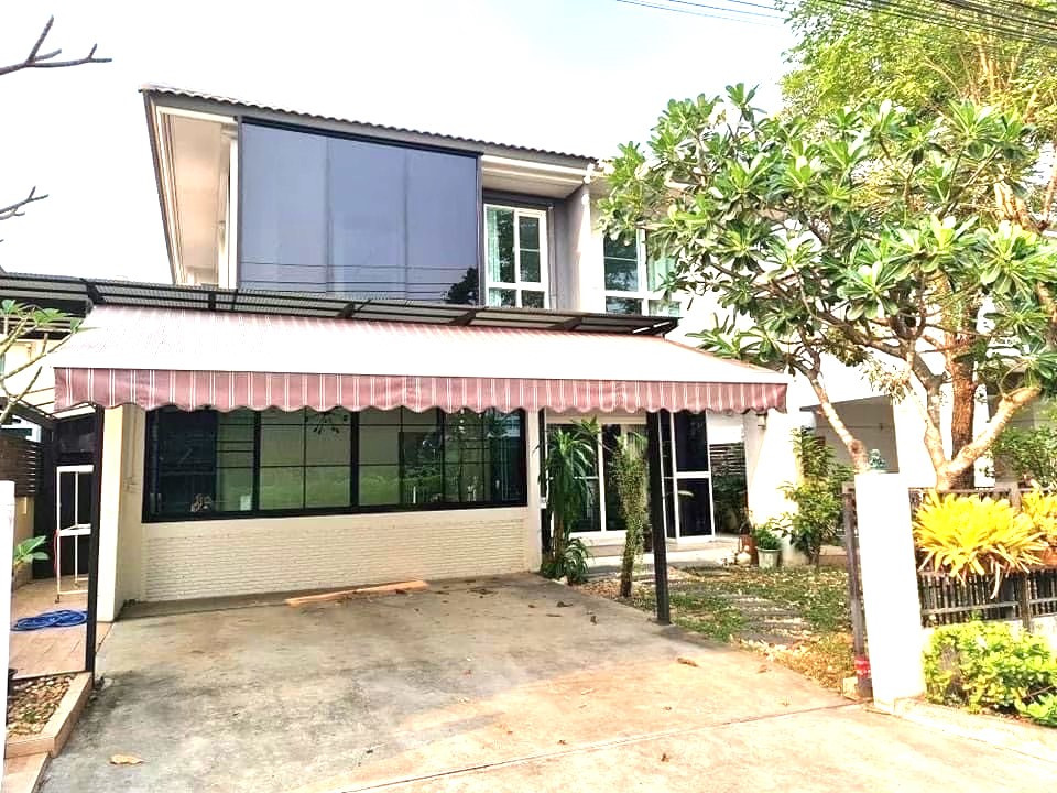 For rent, beautiful house, good location, ready to move in! Manthana Lake Watcharapol Village, completely renovated, beautiful, ready to move in, convenient travel, close to the expressway, next to the main road. For rent, beautiful house, good location, ready to move in! Manthana Lake Watcharapol Village, completely renovated, beautiful, ready to move in, convenient travel, close to the expressway, next to the main road.
