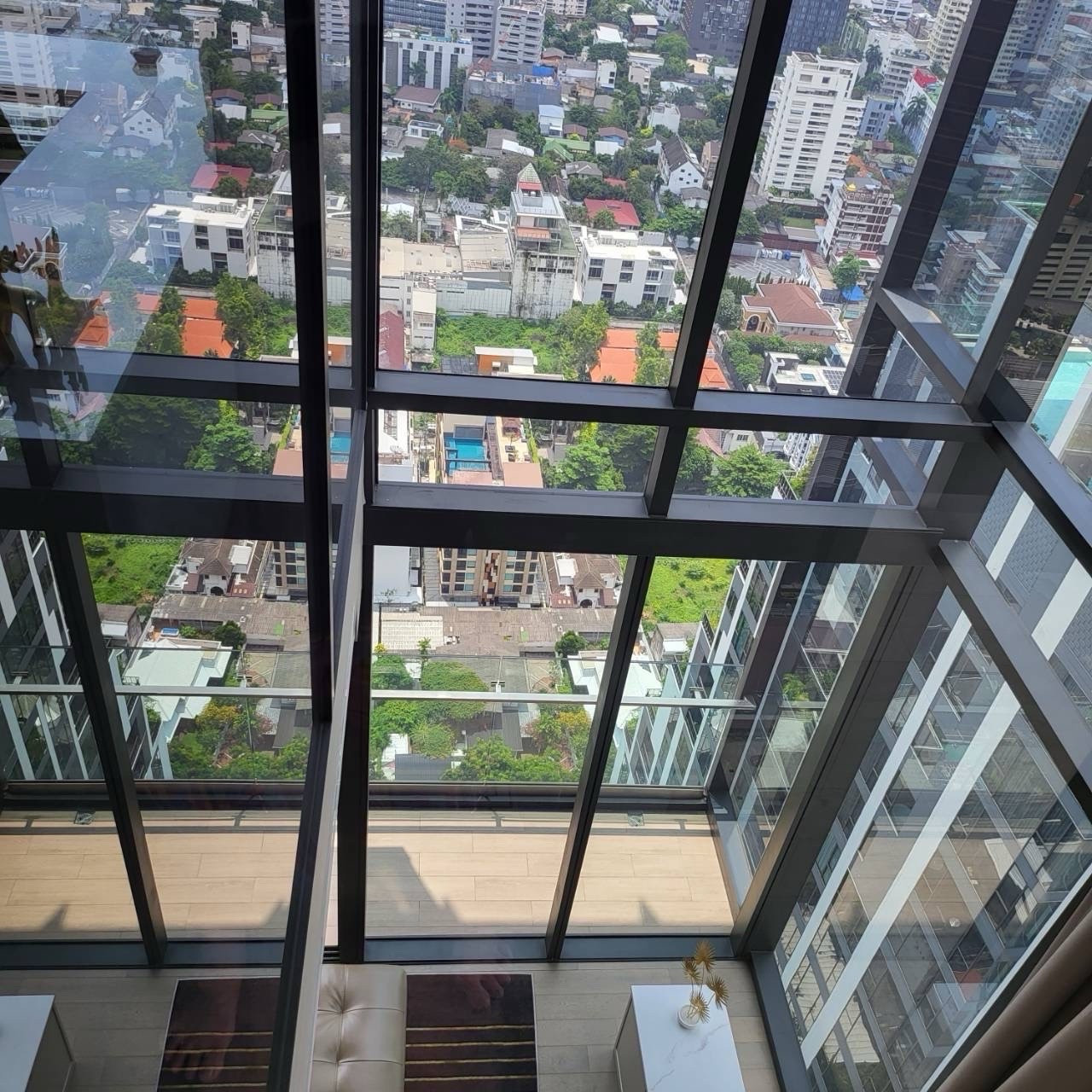 For rent Celes Asoke ☎️ 0912322009 For rent Celes Asoke ☎️ 0912322009