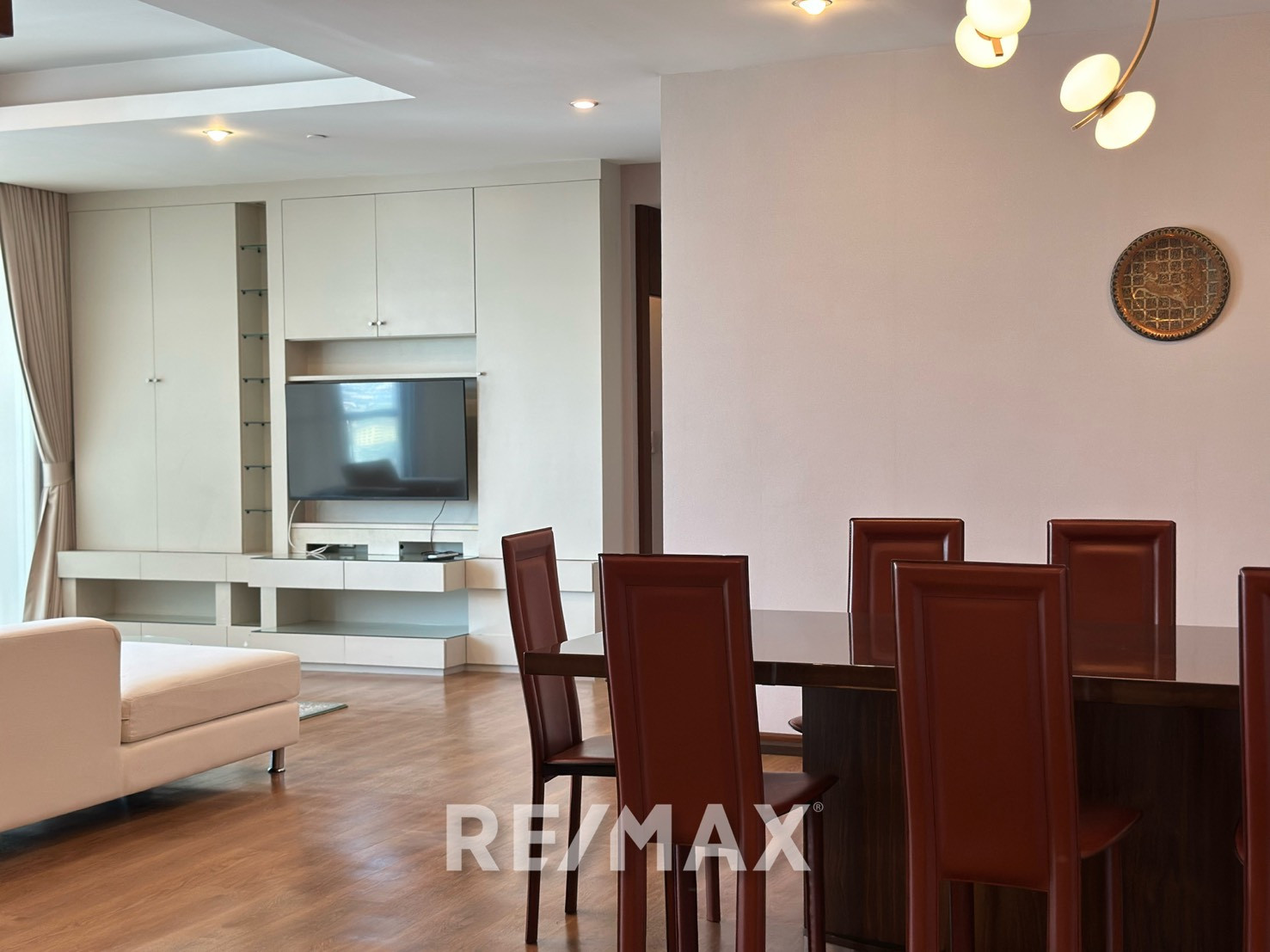 Sky Villas (in same building as Ascott Sathorn Bangkok) Please feel free to leave me a message on LINE – รูปที่ 3
