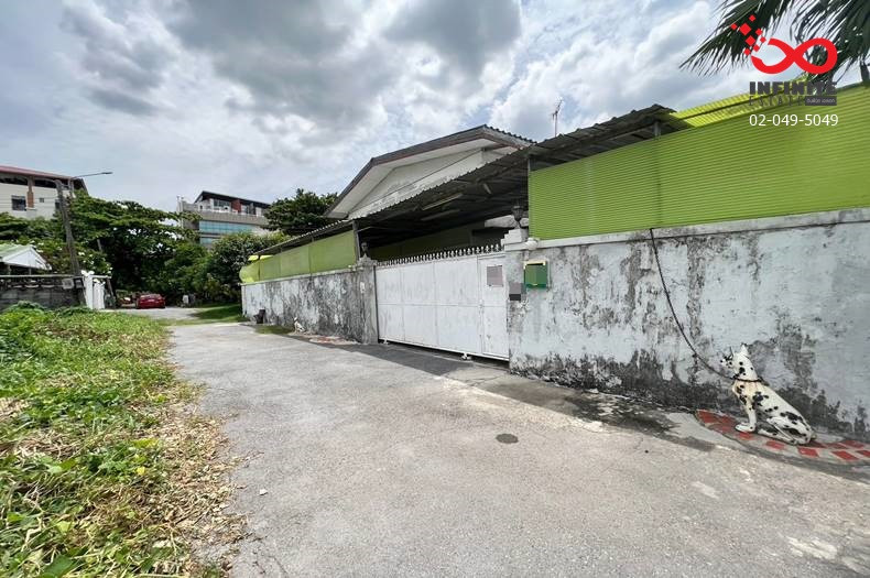2-story detached house for sale, 115 sq m, Soi Prasert Manukit 5, Lat Pla Khao.