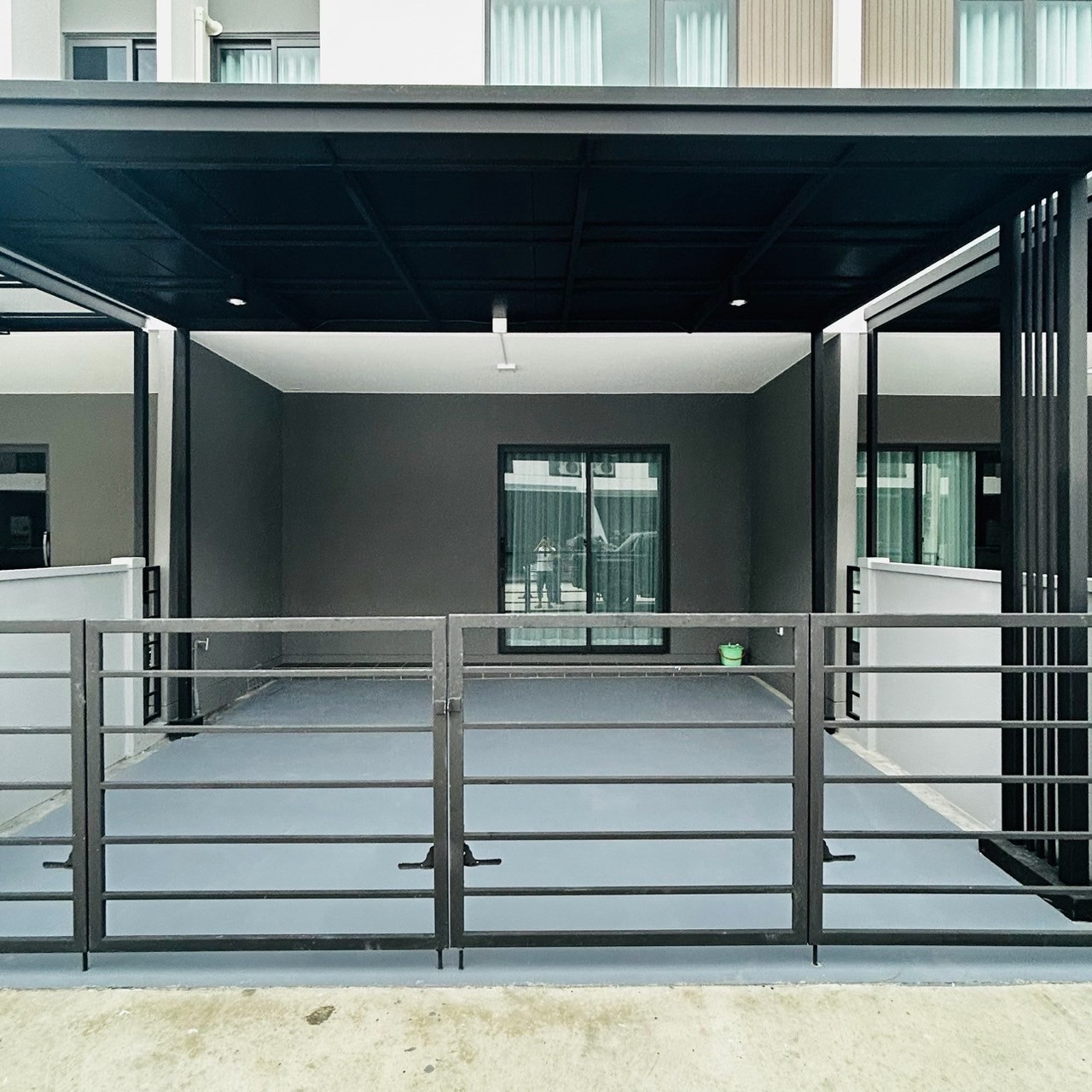 🏡✨ ให้เช่า ทาวน์โฮม PLENO สุขุมวิท–บางนา 3
📍ใกล้ Mega Bangna พร้อมเข้าอยู่ทันที