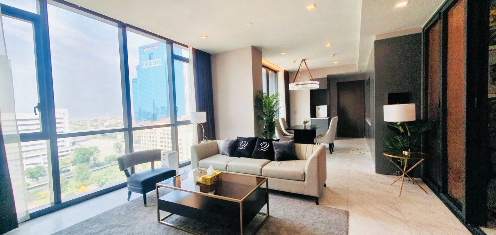 The Monument Thonglor for rent, 2 bedrooms, 2 bathrooms (accepts small pets) The Monument Thonglor for rent, 2 bedrooms, 2 bathrooms (accepts small pets)