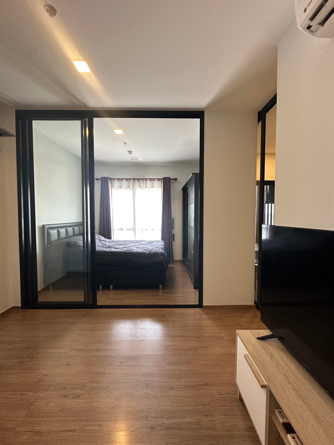 🔥Urgent Sale🔥 Metris Rama 9 - Ramkhamhaeng, near Airport Link Ramkhamhaeng Station. Fully furnished and ready to move in. 🔥Urgent Sale🔥 Metris Rama 9 - Ramkhamhaeng, near Airport Link Ramkhamhaeng Station. Fully furnished and ready to move in.