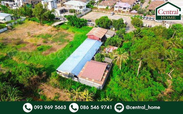 Land with buildings 214 square wah Seri Thai 73 - Khan Na Yao