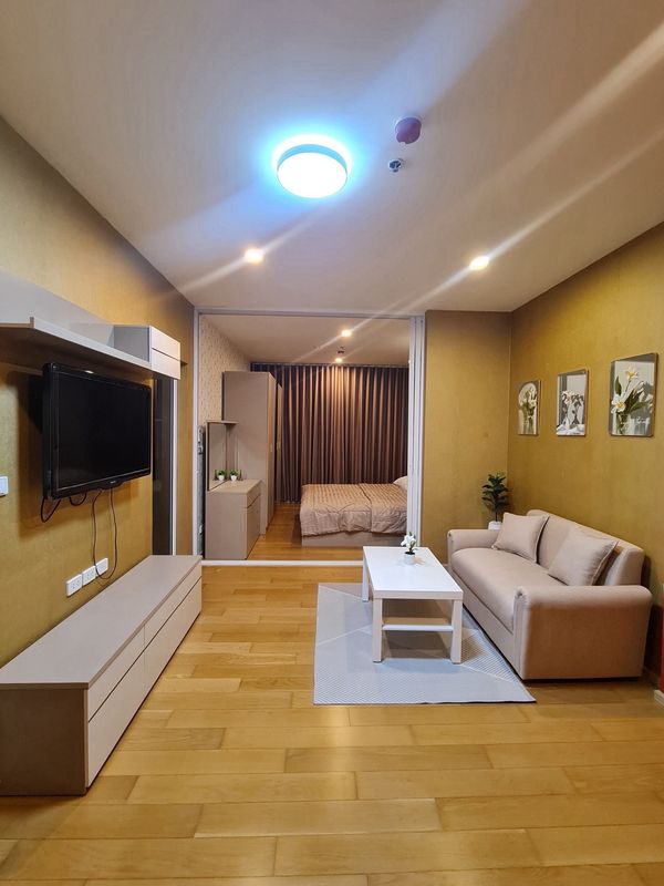 🔥Rent at Hive Sathorn  🔥1BR 1BR.🔥 17,000🔥40sqm. Floor14