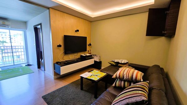 Unbeatable Deal! Corner Unit! Fully Furnished with Appliances!   Metro Park Sathorn Condo, 44 SQ.M., Fully Renovated &amp; Built-in!   Only 2 Million Baht! This Price Won't Last!  