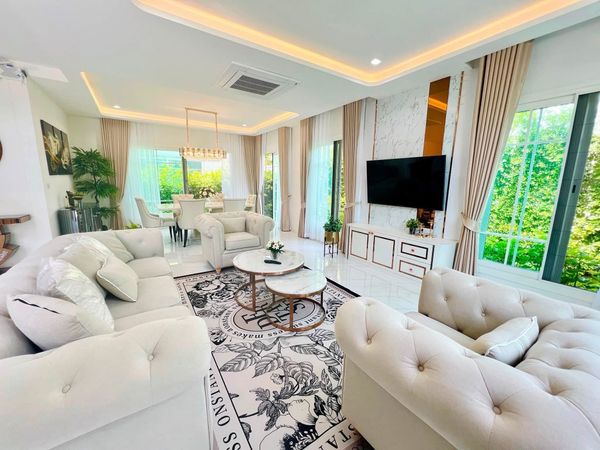 🏡 出租豪华独栋别墅 Grandio Bangna KM.5  