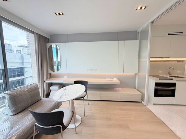 Open your new dream home In the heart of Sukhumvit! 🐾 Heaven for big Labradors and Golden Retrievers. Amazingly spacious area of ​​35 square meters (1 bedroom is the largest size). Comfortable for both you and your little one to live in!
Our project is Pe
