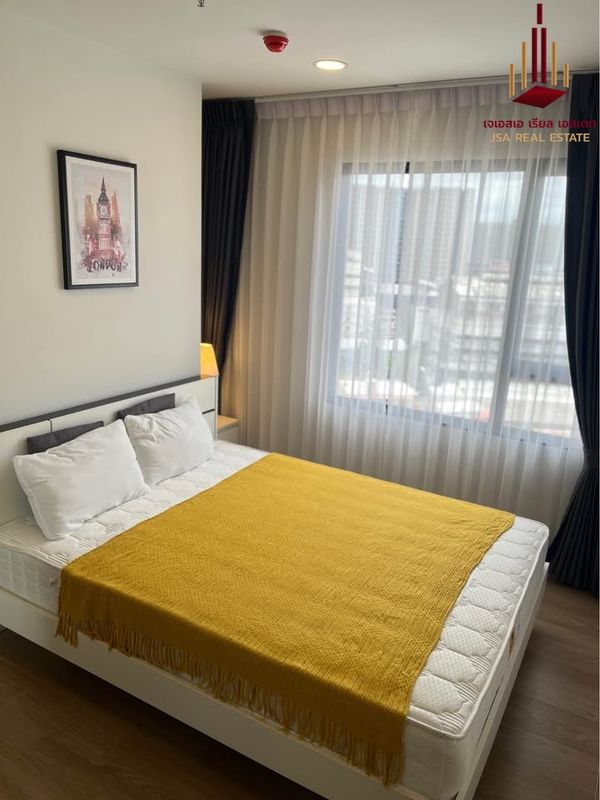 ✨ For Rent: Chewathai Pinklao Condo ✨  💰 Only 16,500 THB/month 