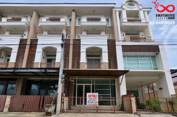 4-story townhome for sale, Premium Place Nawamin - Lat Phrao 101, near Ekkamai-Ramindra Expressway, ready to move in.