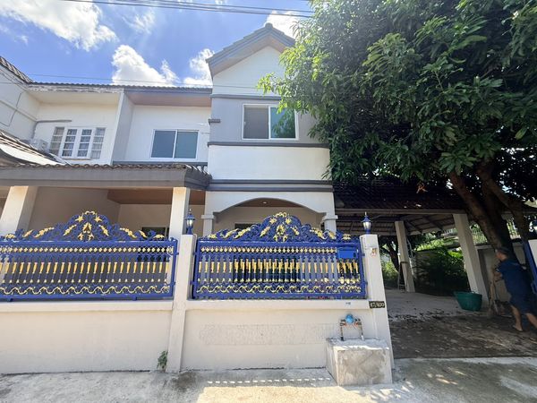 Recently Renovated – No Need to Spend More on Renovation! Corner Townhome for Sale, 46.7 Sq.Wah, 4 Bedrooms, Sintavee Garden Phase 1/2, Rama 2 Corner Townhome for Sale – Recently Renovated, Move-in Ready