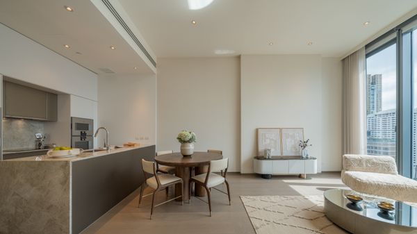 คอนโดหรูหลังสวน 83.68 ตร.ม. Private Lift เพียง 47.3 ล้านบาท