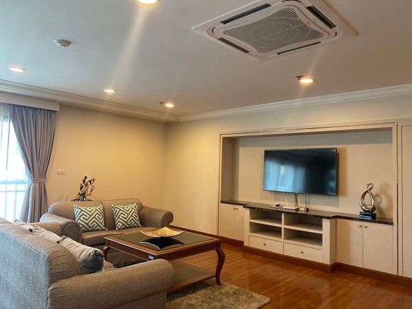 GP Grande Tower Sukumvit 23 for rent 180 sqm 3 beds 3 baths 78,000 per month