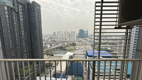✨Flash Deal ✨Abstracts Phahonyothin Park ( 1Bed 1Bath 38.15SQM.) พร้อมอยู่ ! เพียง 3,300,000 บาท Tel.0981315848 @propmatch