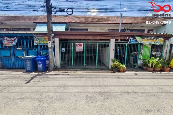 ขายทาวน์เฮาส์ 2 ชั้น 25 ตร.ว. ซอยลาดพร้าว 91 ทำเลดี ใกล้รถไฟฟ้าสายสีเหลือง 