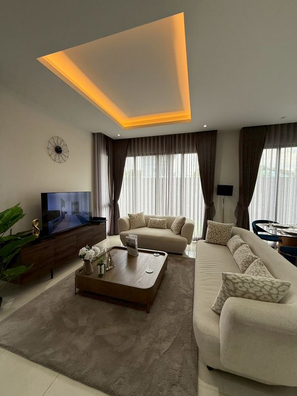 M1747 For rent, 3-story detached house, Feel Town, Lat Phrao 101.