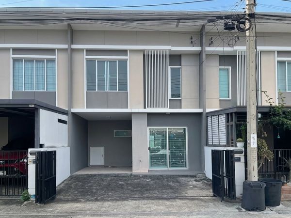 🔥Large townhome for sale, Pruksa Ville Nakhorn In-Ratchaphruek, Pruksa Ville Nakhorn In-Ratchaphruek, 100% new condition ✨Never lived in. There is no one in the back of the house.