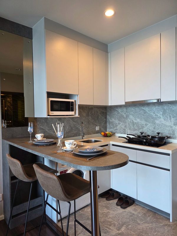 📍 Whizdom Inspire Sukhumvit
Opportunity to own High-Rise, the last project in 101 True Digital Park.
✨1 Bed 📐31 sq m. 💰3.79 million baht
☎️ Phat 064-642-8664