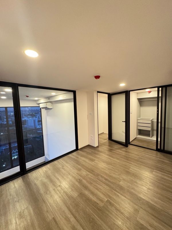 🔥Urgent Sale🔥 So Origin Kaset Interchange, near BTS Kasetsart University Station, fully furnished, ready to move in.