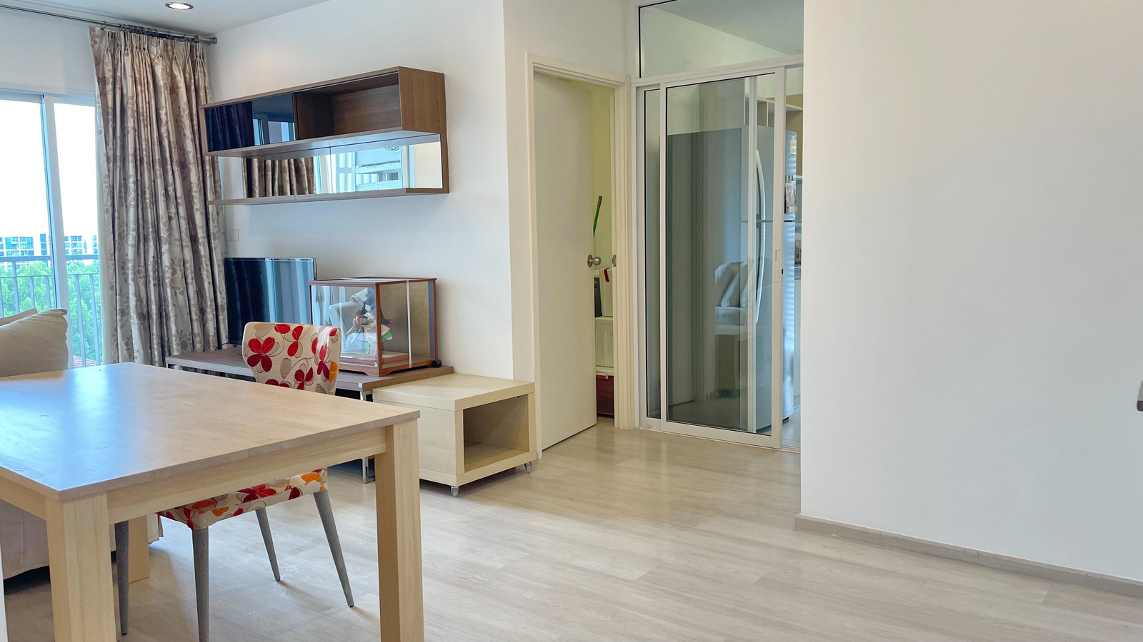 For rent: Aspire1 Rattanathibet, corner room (2 bedrooms), room never rented out.