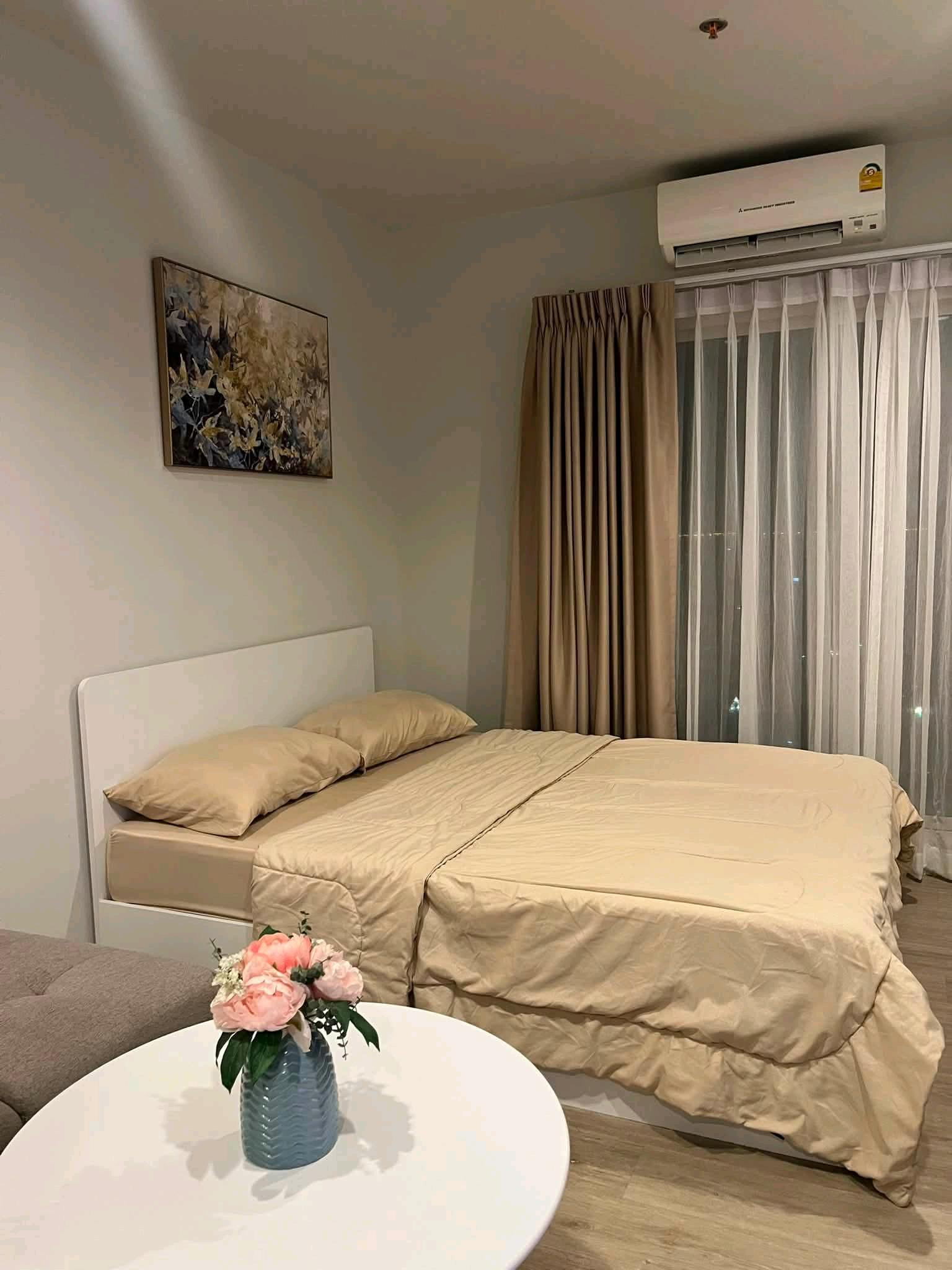 Good location, near BTS Wutthakat, convenient travel into the city. Easy connection to Sathorn-Talat Phlu zone 💪 Fitness / Sky Fitness Good location, near BTS Wutthakat, convenient travel into the city. Easy connection to Sathorn-Talat Phlu zone 💪 Fitness / Sky Fitness