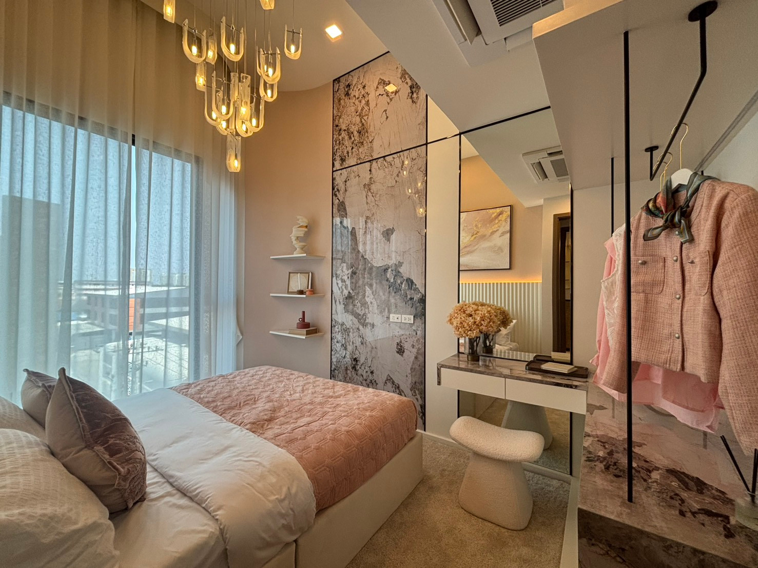 ขายบ้านหรู 4.5 ชั้น พร้อม Rooftop และสระว่ายน้ำส่วนตัว ย่านสุขุมวิท — แบริ่ง | ทำเลศักยภาพ ใจกลางเมือง ขายบ้านหรู 4.5 ชั้น พร้อม Rooftop และสระว่ายน้ำส่วนตัว ย่านสุขุมวิท — แบริ่ง | ทำเลศักยภาพ ใจกลางเมือง