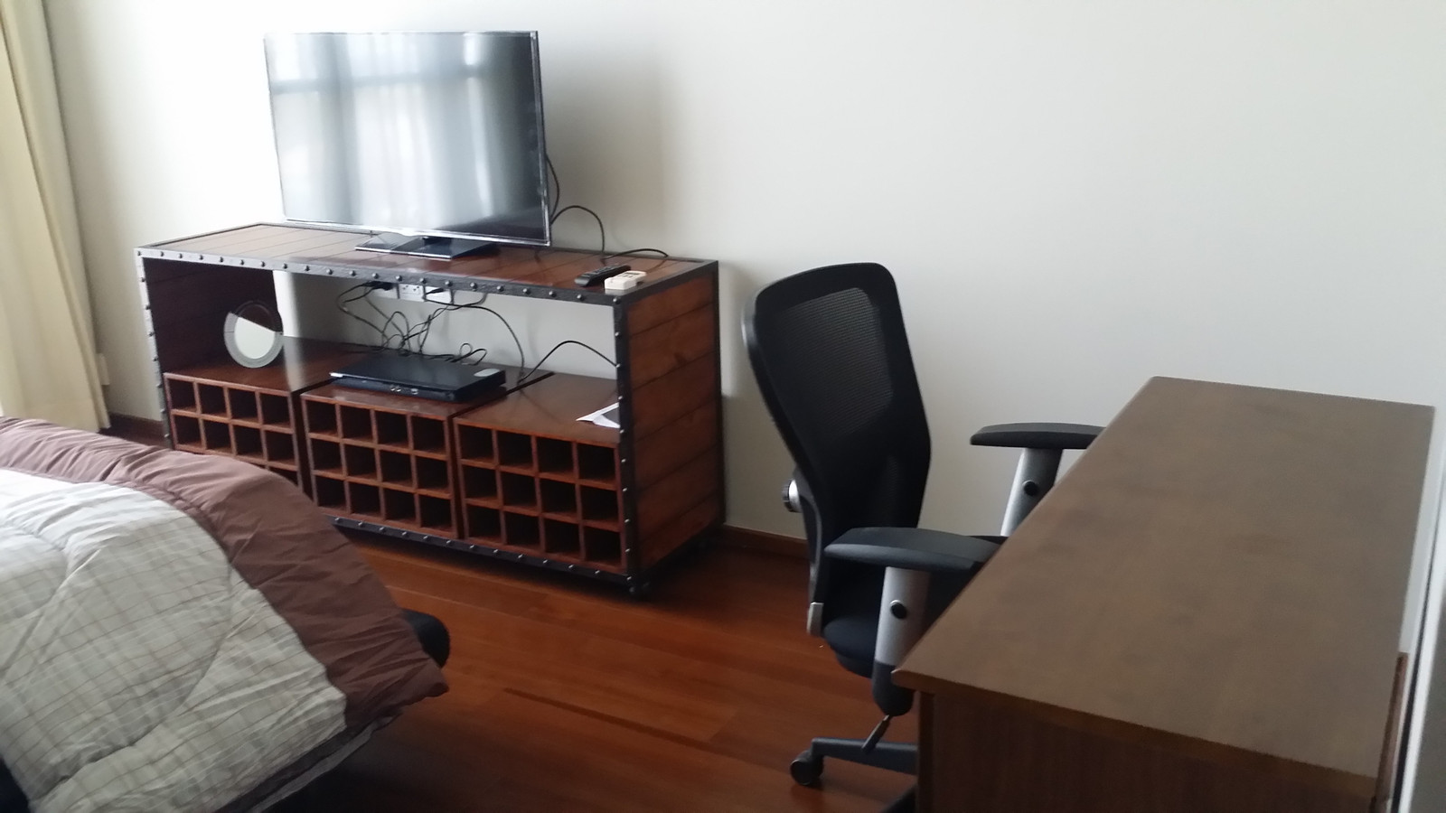 Quattro Thonglor Soi 4 1 ห้องนอน 63 ตรม. วิวเมือง ห้องมุมสวยพิเศษ กว้าง – รูปที่ 2