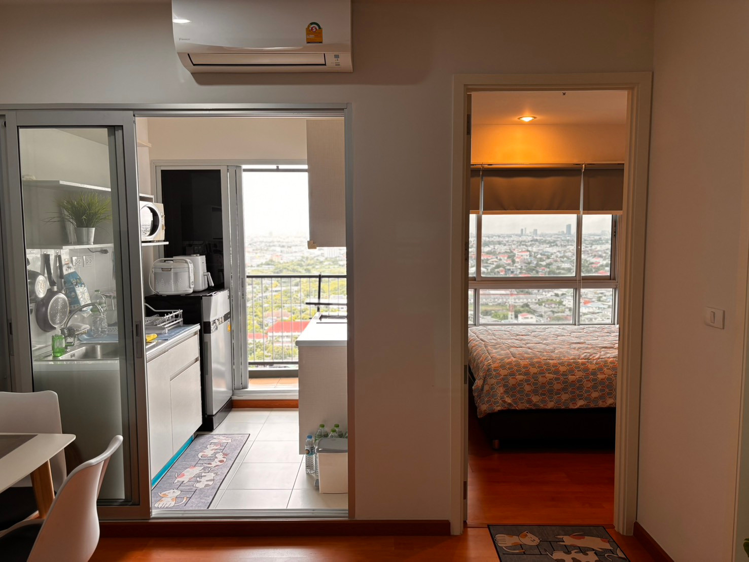Condo for sale : The President Condo Sukhumvit - Samut Prakan Condo for sale : The President Condo Sukhumvit - Samut Prakan
