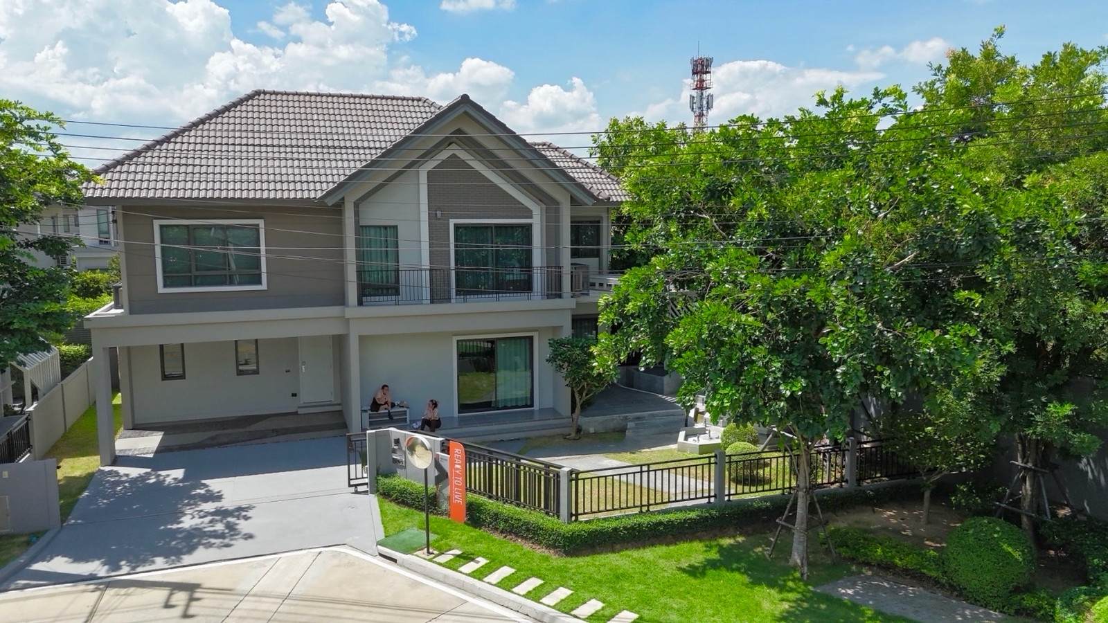 บ้านตัวอย่าง! แปลงสวยที่สุด ตรงข้ามคลับเฮาส์ เพียง 11.79 ล้าน รับผ่อนตรงได้ – รูปที่ 2