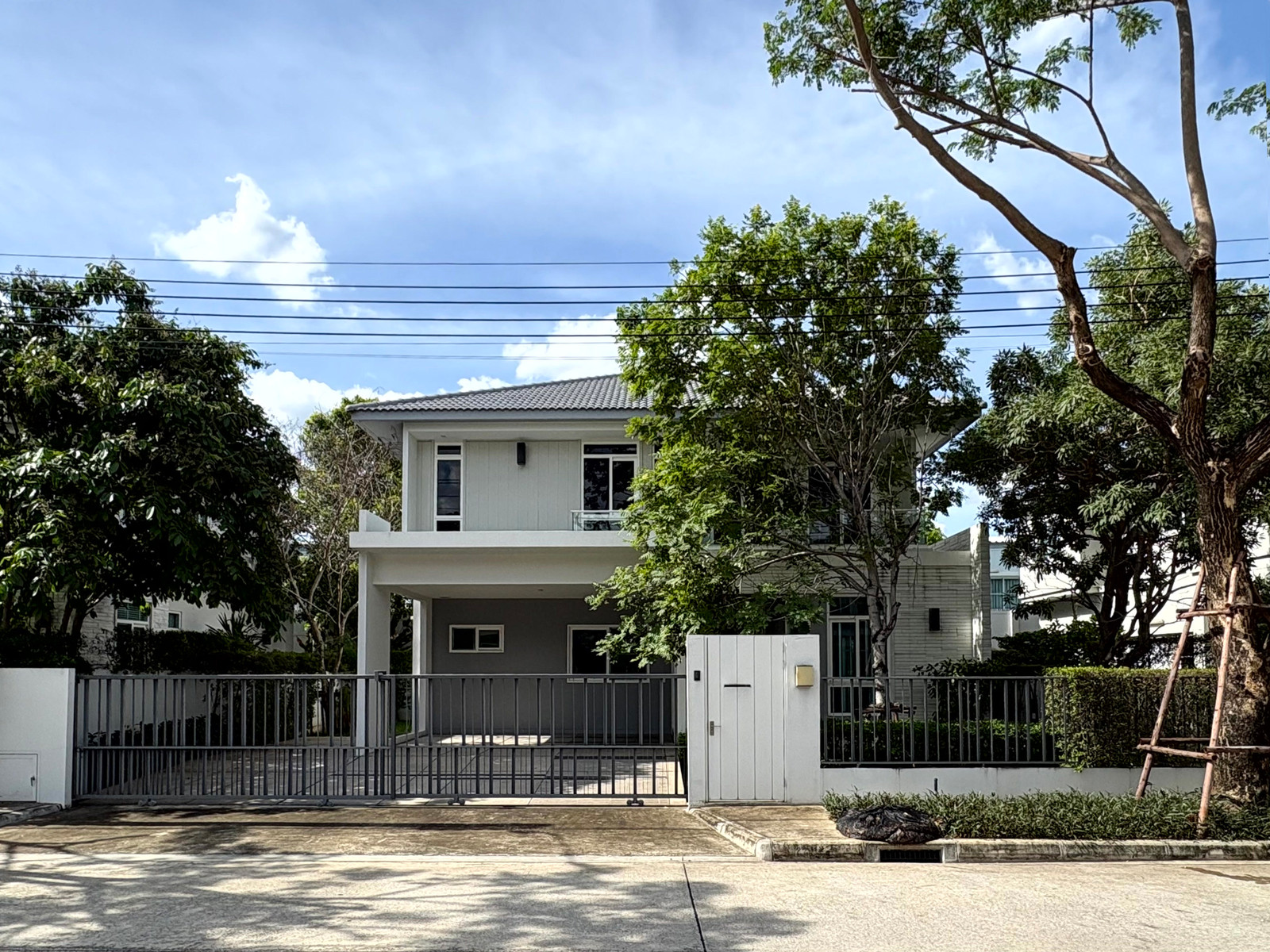 บ้านใหม่ ไม่เคยเข้าอยู่ | มัณฑนา บางนา-วงแหวน บ้านใหม่ ไม่เคยเข้าอยู่ | มัณฑนา บางนา-วงแหวน