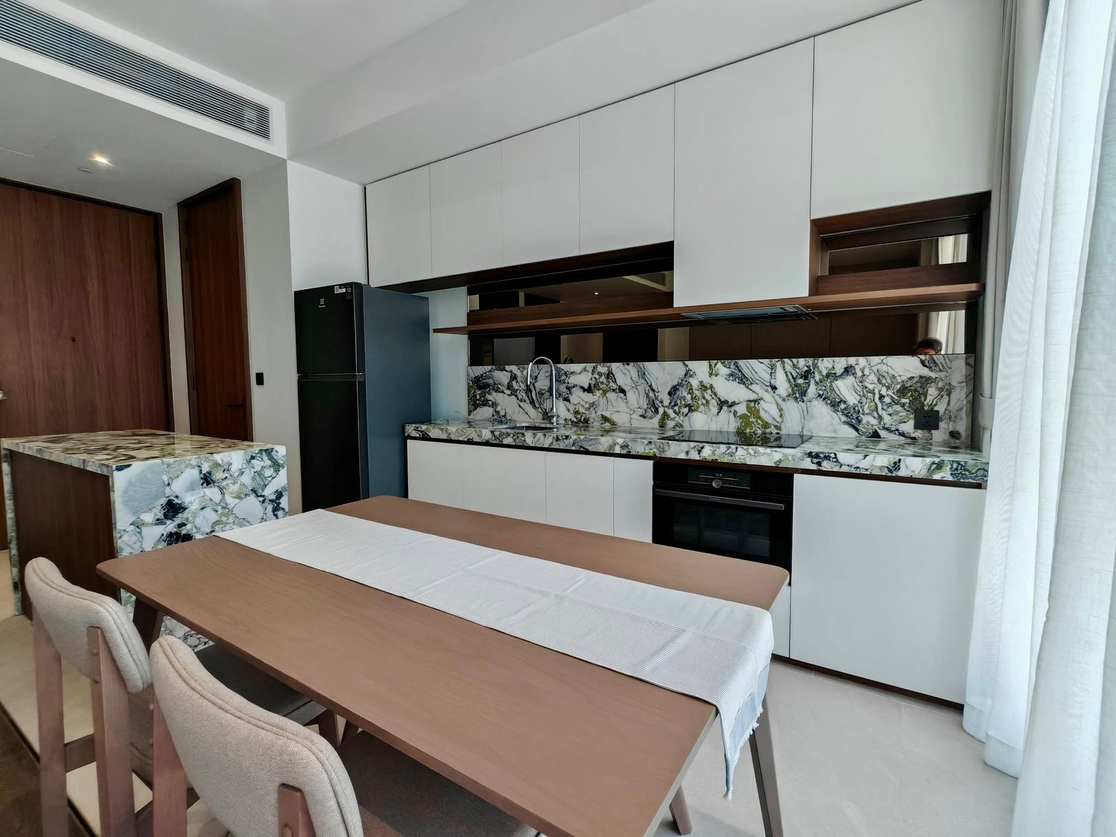FOR #RENT | ROMM Convent ✨ BRAND NEW Luxury Residence 📍 Opposite BNH Hospital | Prime Sathorn Location – รูปที่ 4