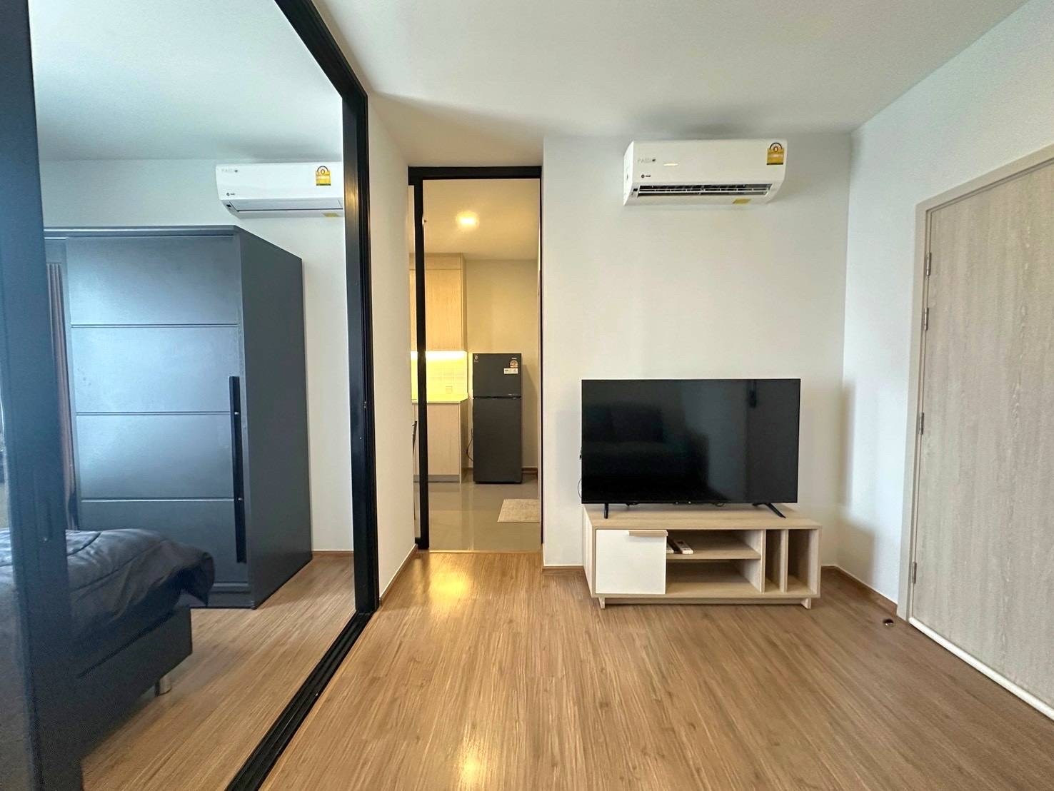Condo for sale Metris Rama 9-Ramkhamhaeng, 20th floor, open view, ready to move in, pets allowed. Condo for sale Metris Rama 9-Ramkhamhaeng, 20th floor, open view, ready to move in, pets allowed.