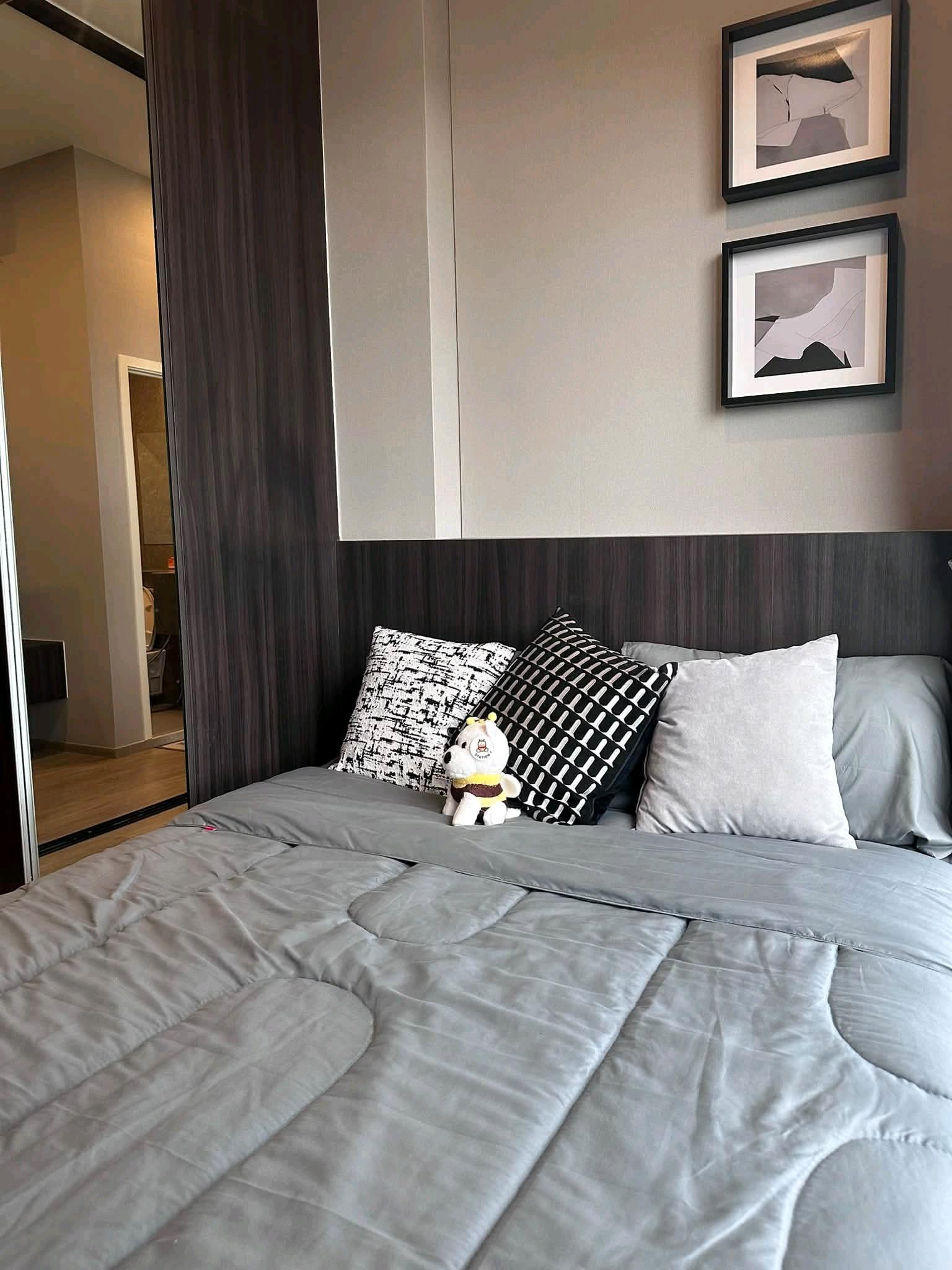🏙️🐶 FOR RENT | THE ORIGIN PLUG & PLAY RAMINTRA 🐱🏙️ ✨ คอนโดเพดานสูง 4.2 เมตร สไตล์ Double Floor ฟังก์ชันจัดเต็ม Pet Friendly เลี้ยงสัตว์ได้ ใกล้ BTS สายสีชมพูเพียง 20 ก้าว! ✨ 
